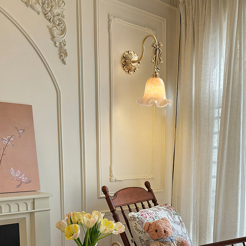 Bella Flower Wall Lamp