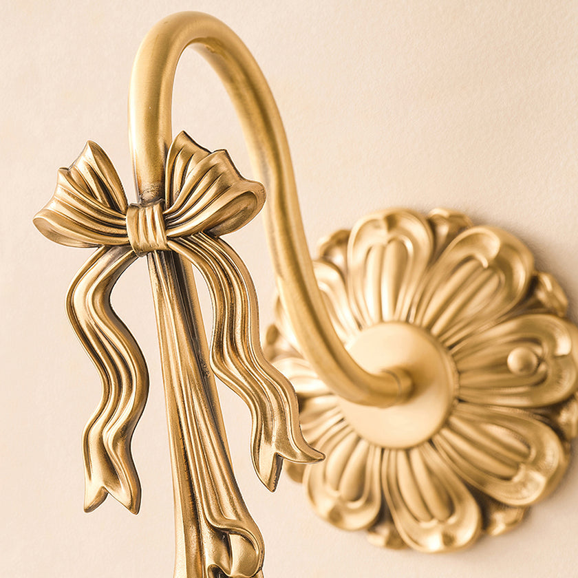 Bella Flower Wall Lamp