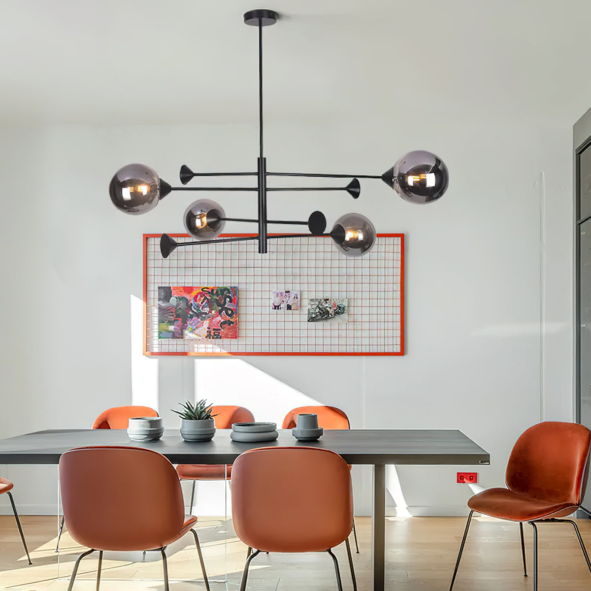 Black Magic Chandelier – detail 2