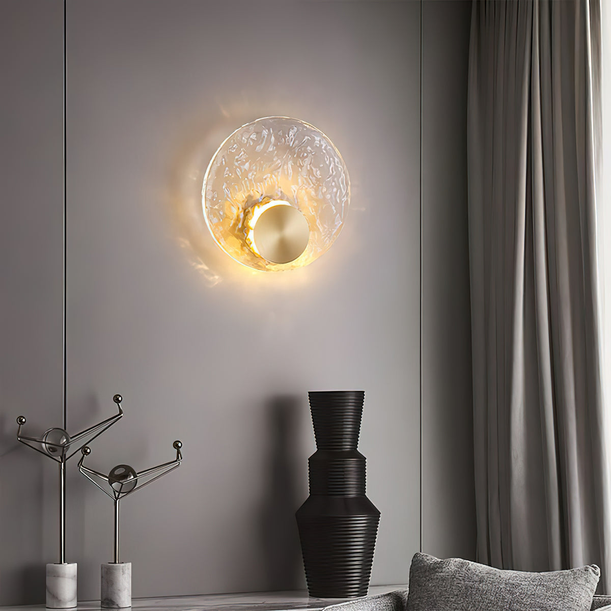 Brass Round Glass Wall Light – detail 2