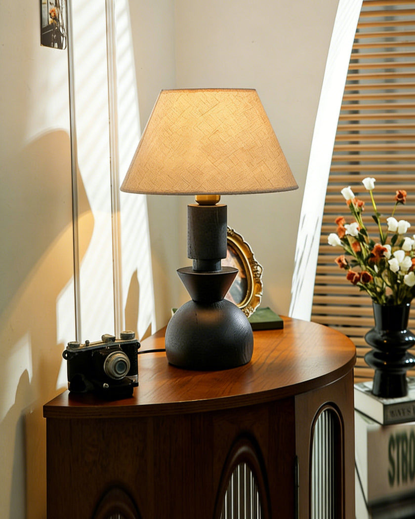 مصباح طاولة كالابريا