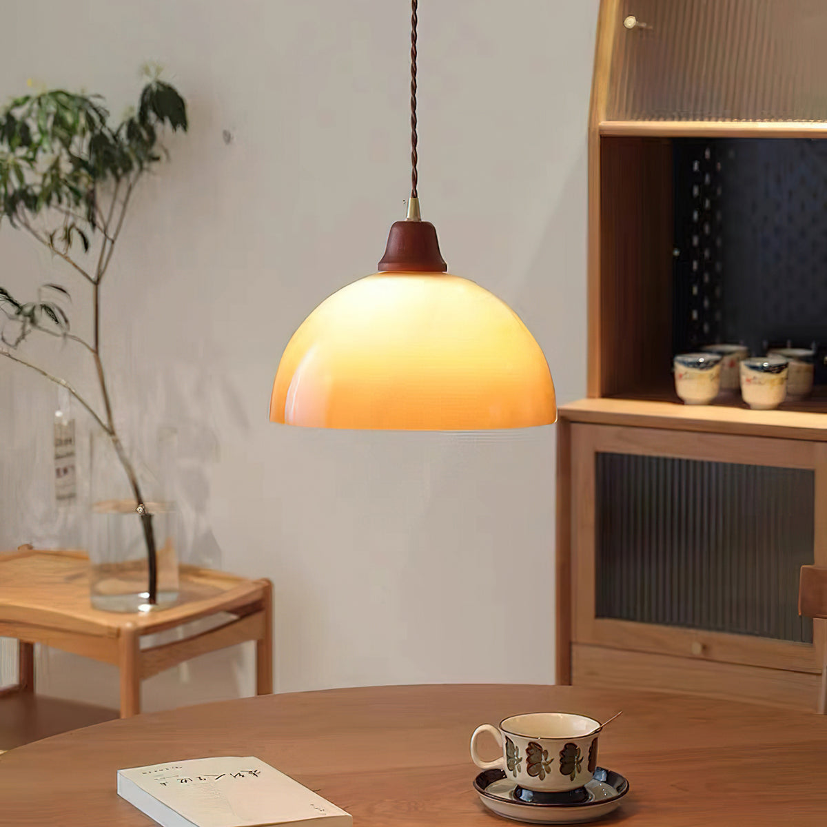 Caramel Glass Retro Pendant Lamp – detail 2