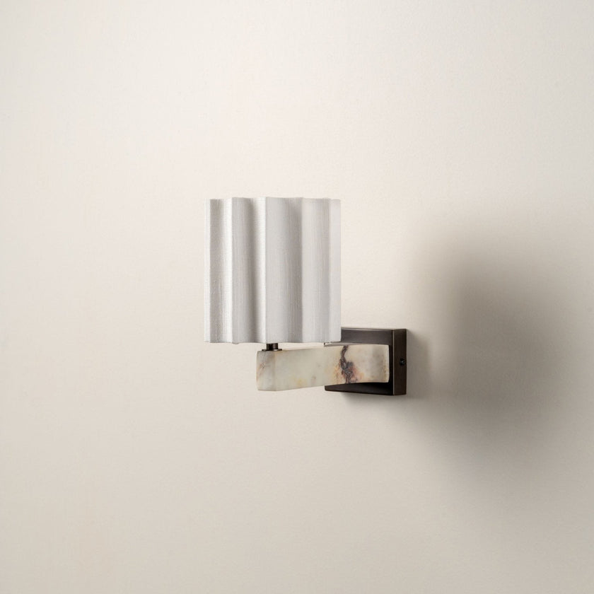 Cavilon Wall Light