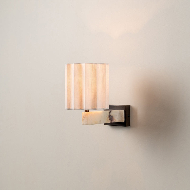 Cavilon Wall Light
