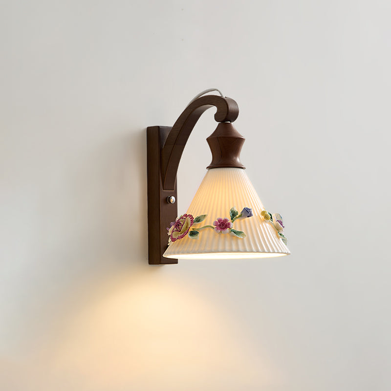 Celiora Wall Lamp