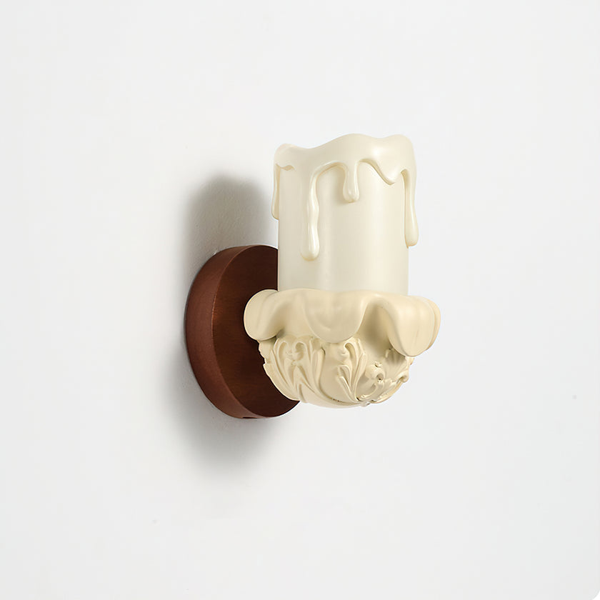Clovis Wall Lamp