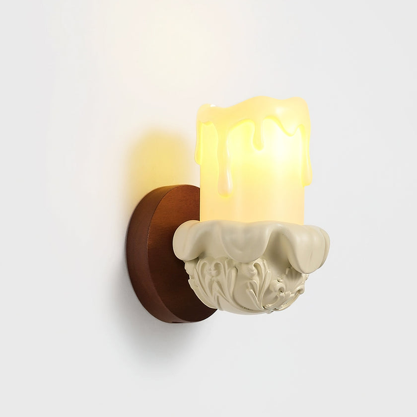 Clovis Wall Lamp
