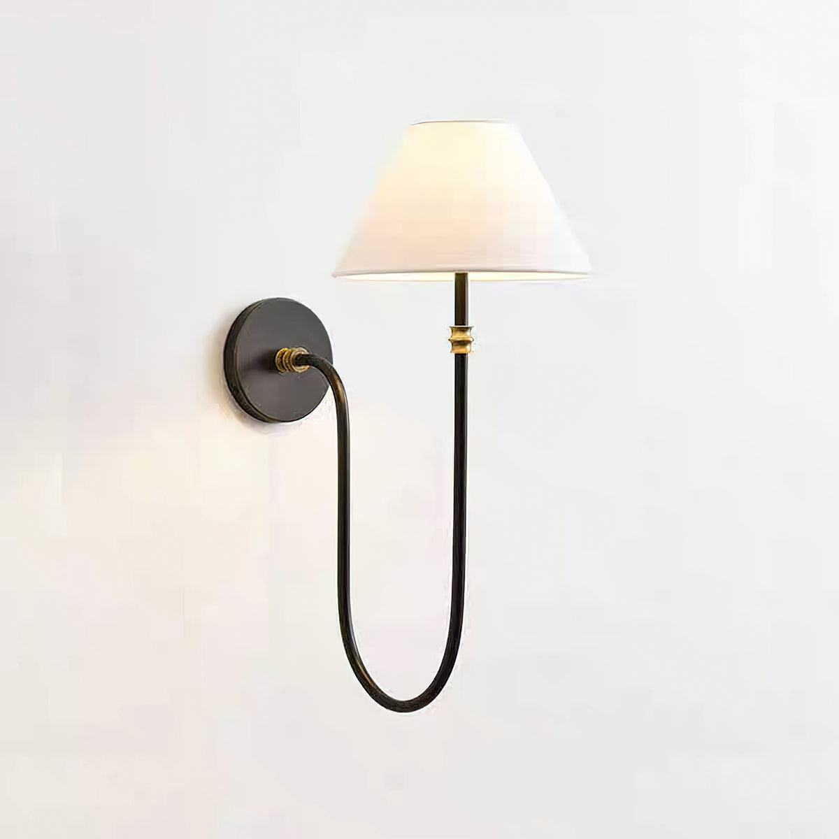 Collins Wall Lamp – detail 2