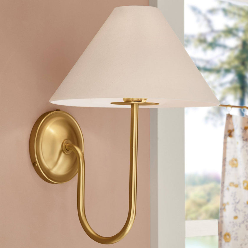 Crissey Wall Lamp