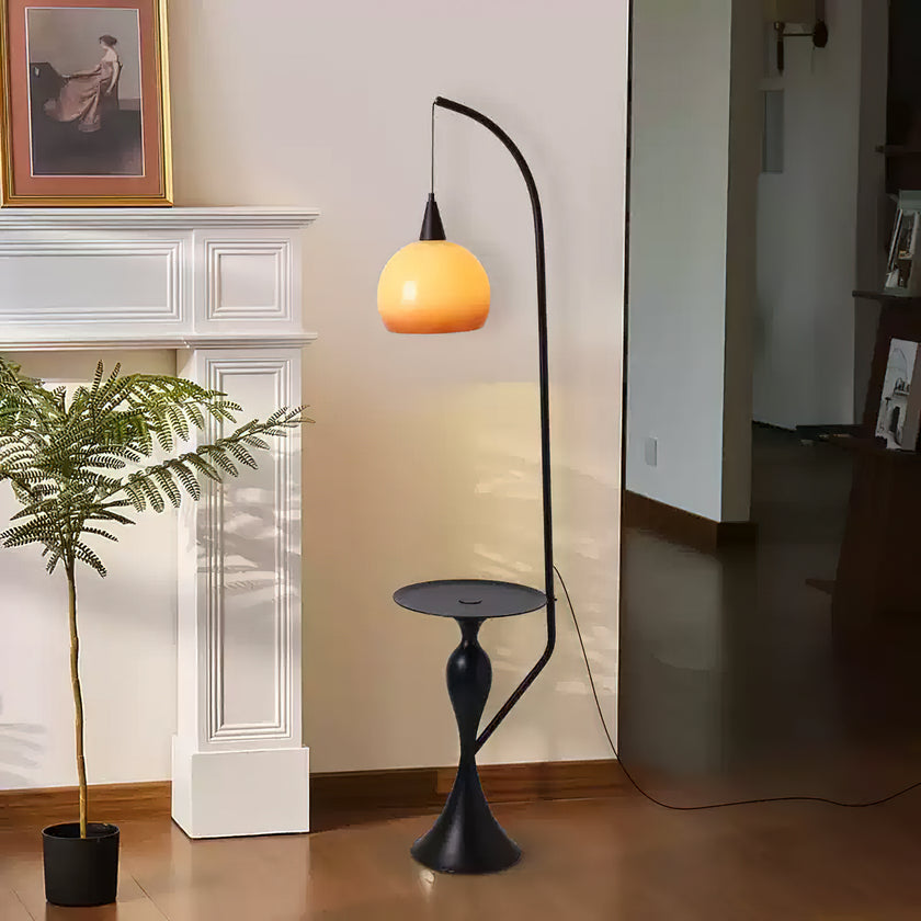 Curvatura Floor Lamp