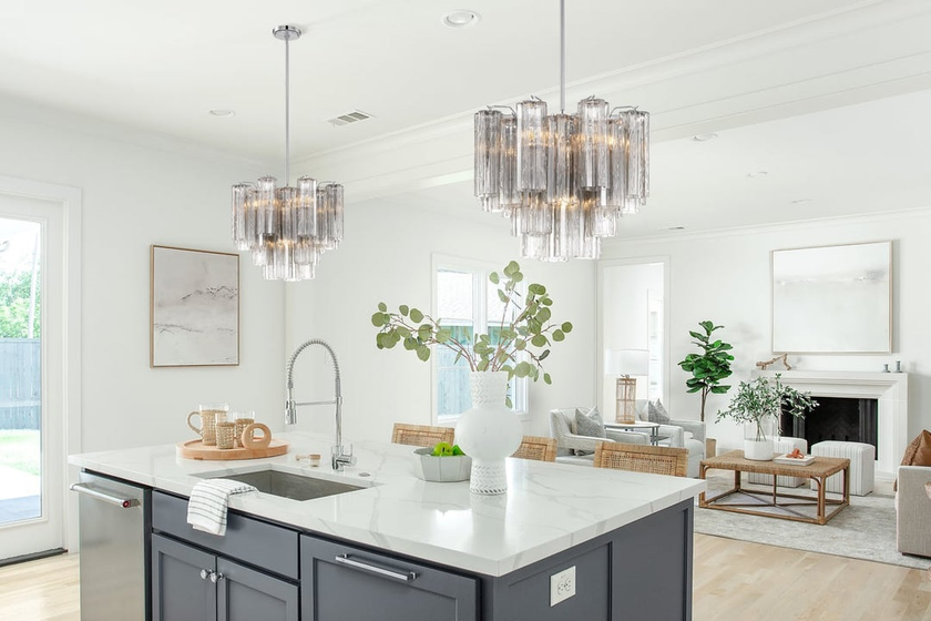 Dalpat Chandelier
