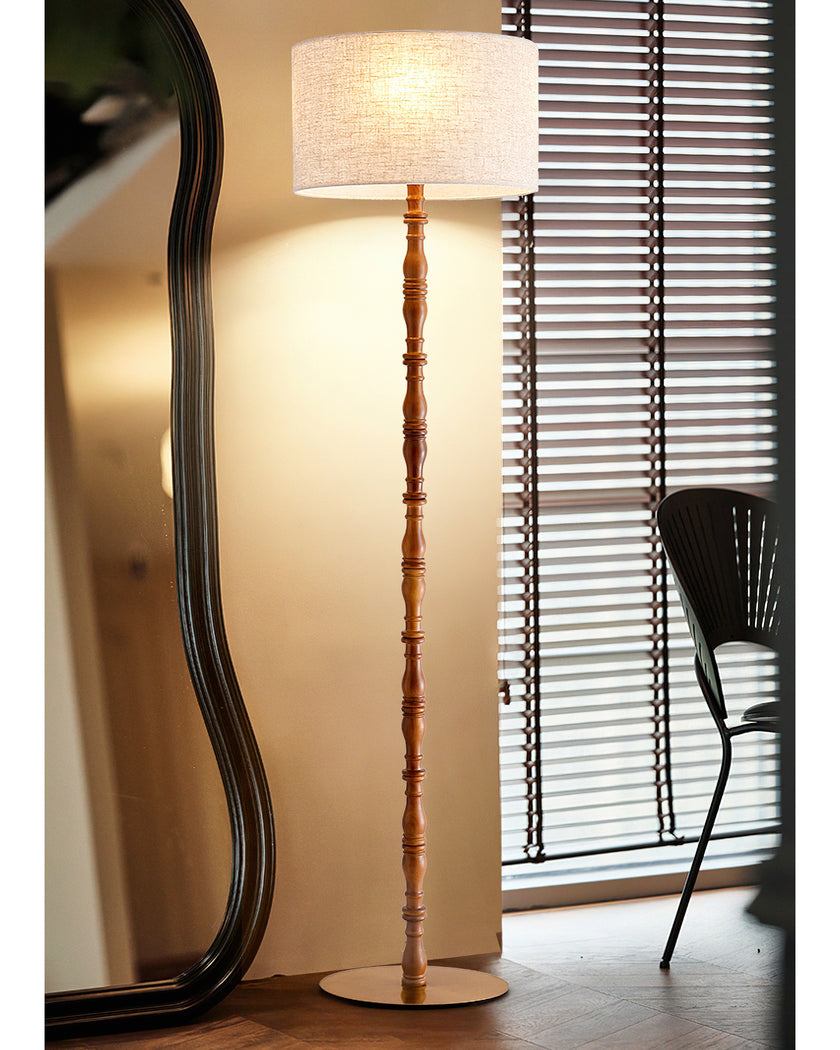 Devansh Floor Lamp