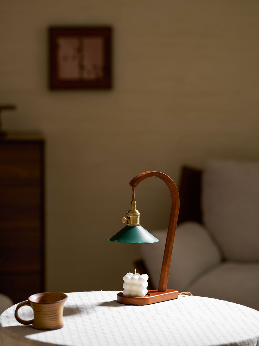 Diosa Table Lamp