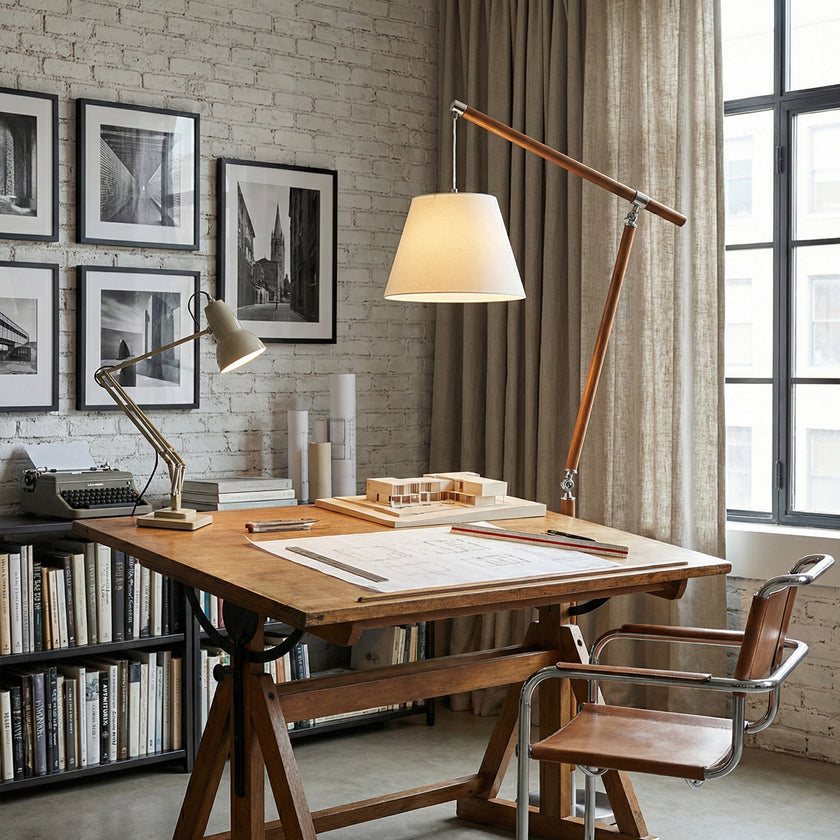 Dornstab Floor Lamp