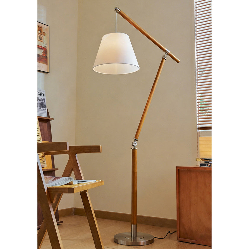 Dornstab Floor Lamp