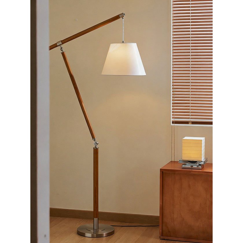 Dornstab Floor Lamp