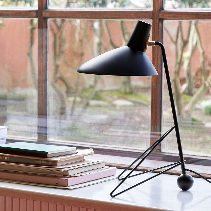 Duckbill Metal Table Lamp