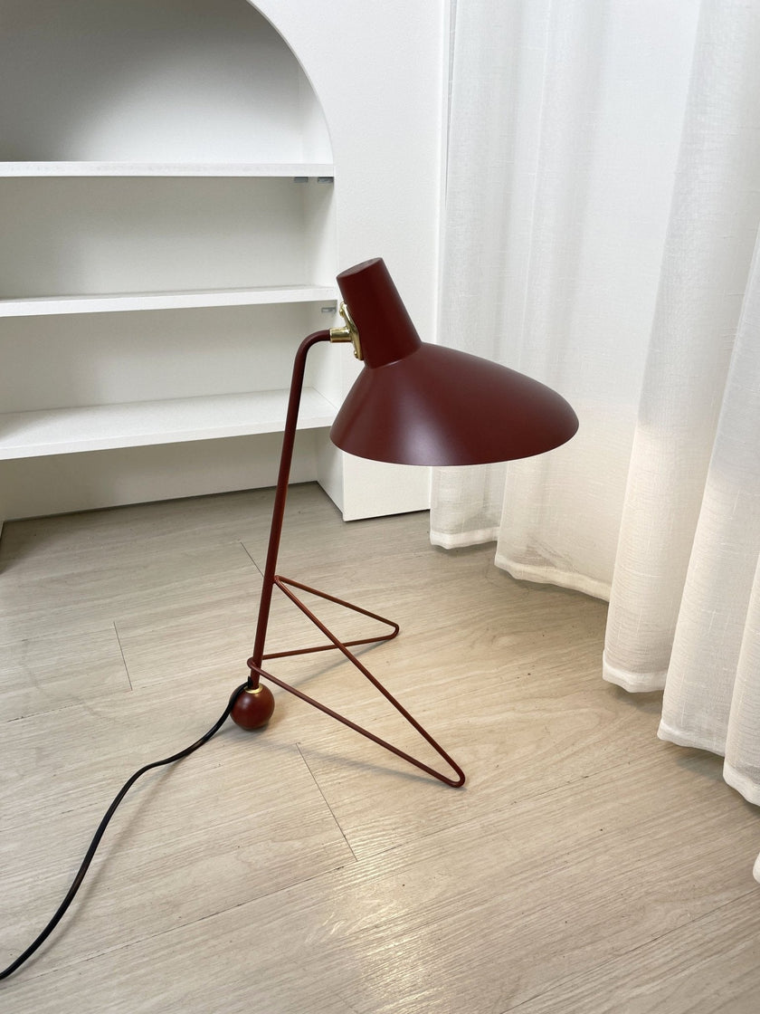 Duckbill Metal Table Lamp