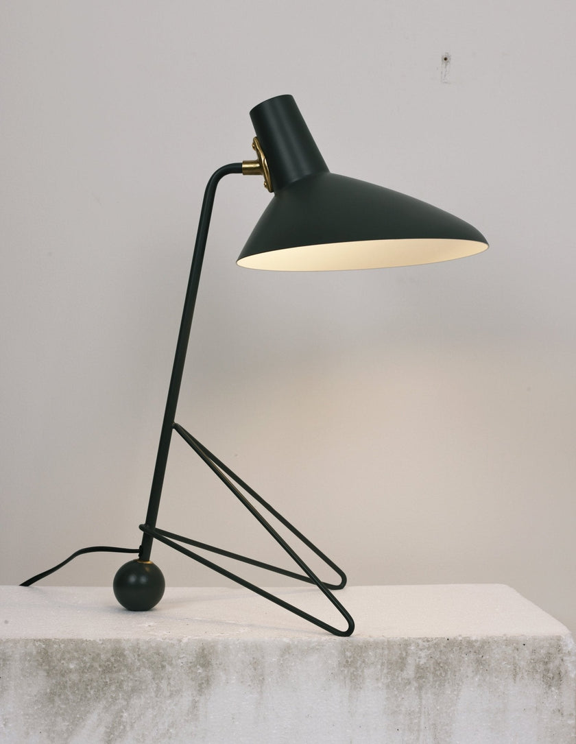 Duckbill Metal Table Lamp