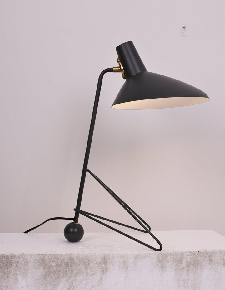 Duckbill Metal Table Lamp