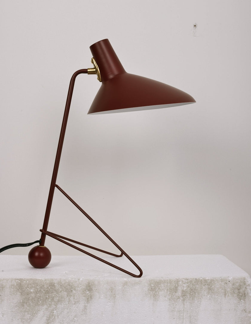 Duckbill Metal Table Lamp