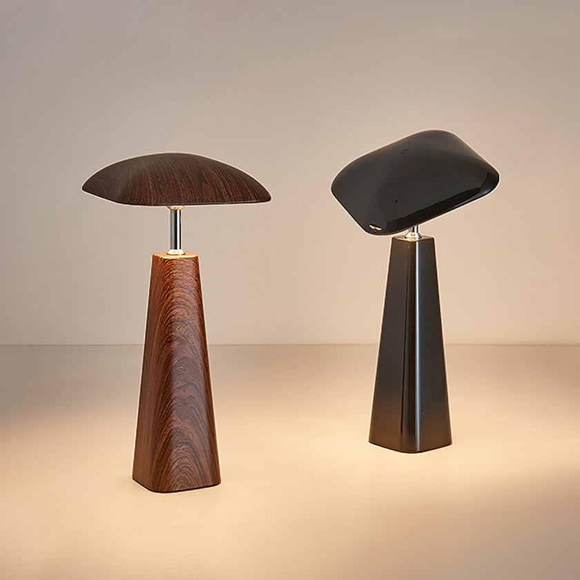 Ekero Table Lamp