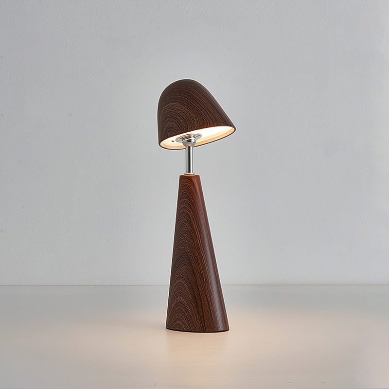 Ekero Table Lamp
