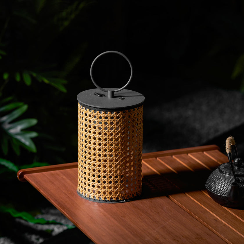 Ellette Solar Outdoor Light