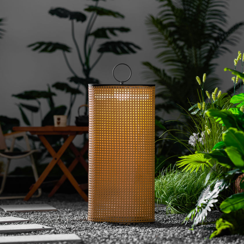 Ellette Solar Outdoor Light