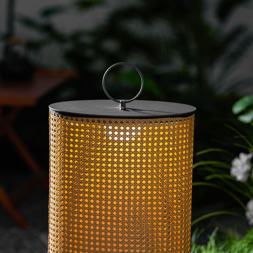 Ellette Solar Outdoor Light