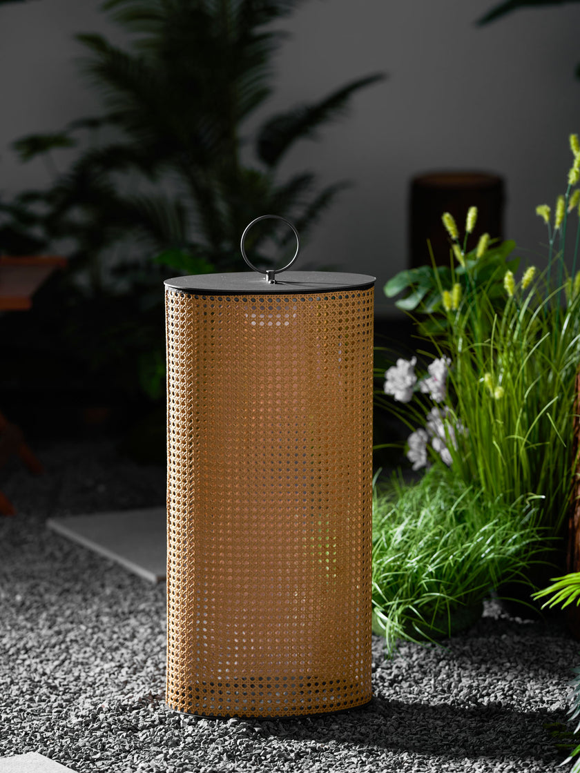 Ellette Solar Outdoor Light