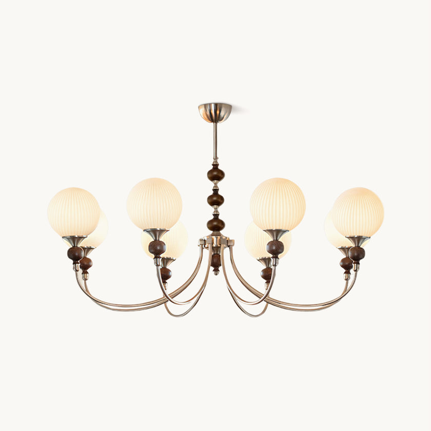 Erica Chandelier