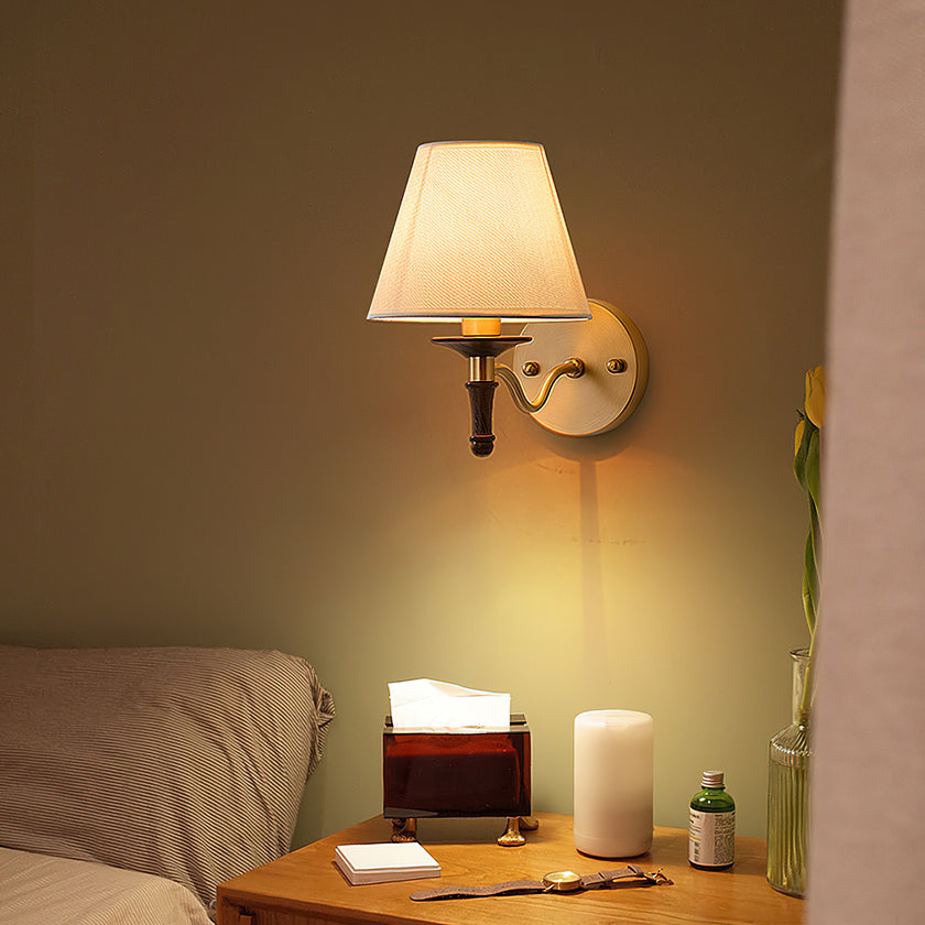 Eryn Wall Lamp