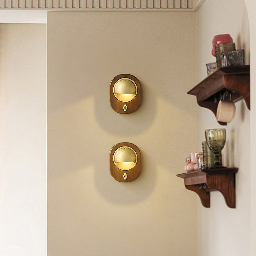 Espiria Wall Lamp