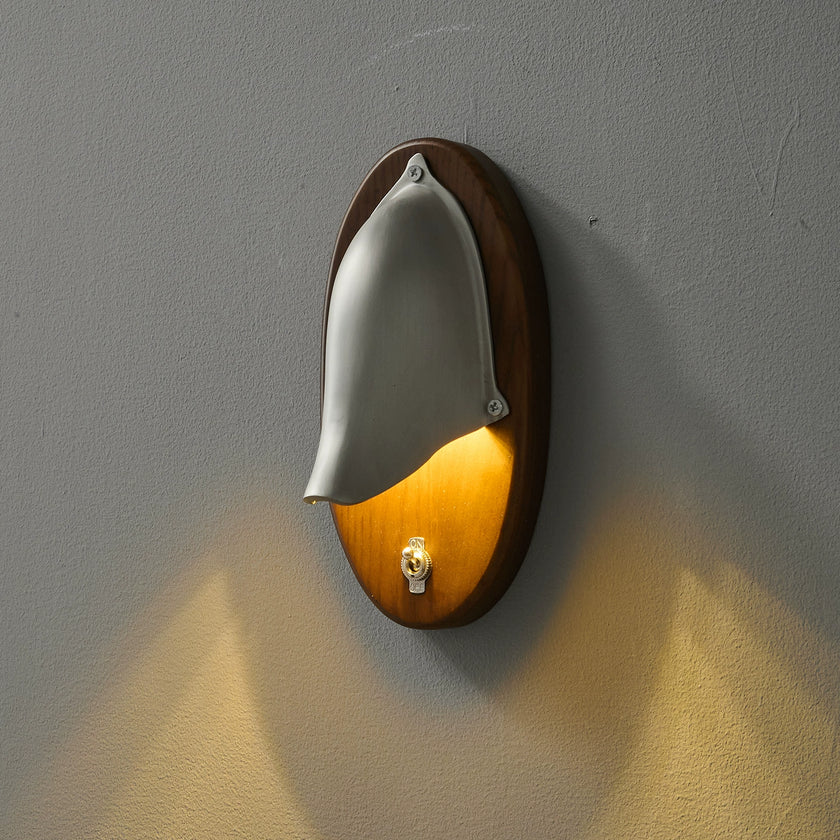 Espiria Wall Lamp