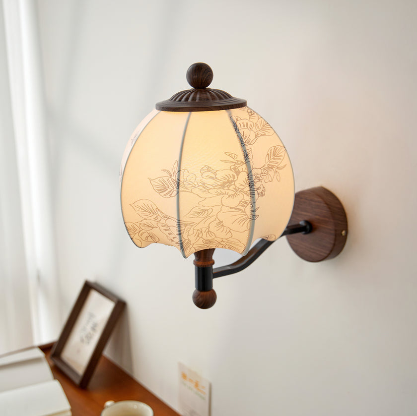 Evelyn Wall Lamp