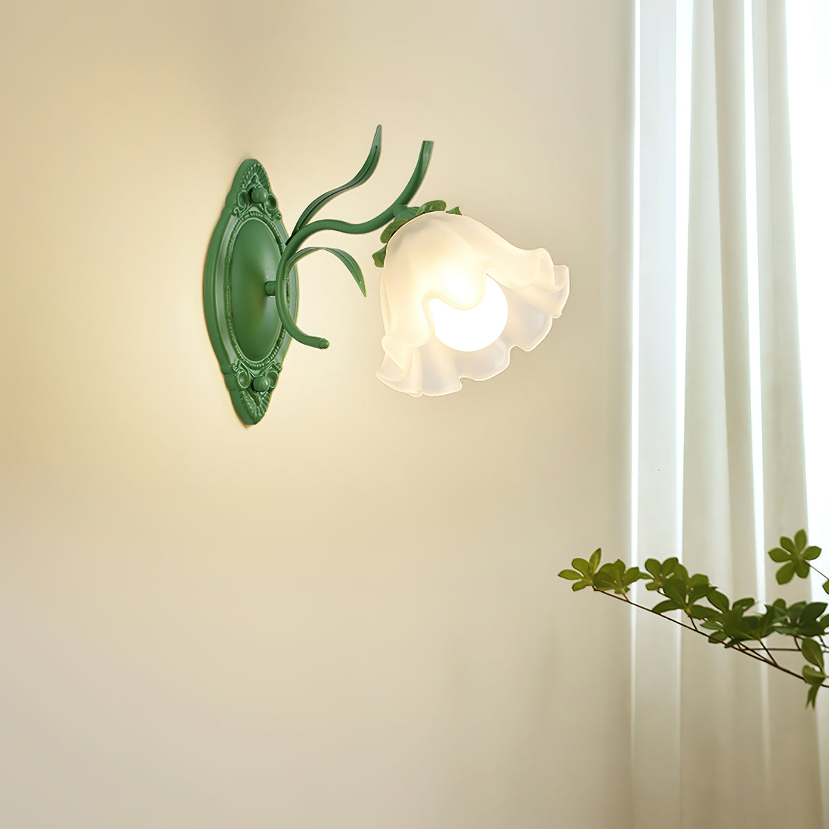 Floral Glass Wall Lamp – detail 2