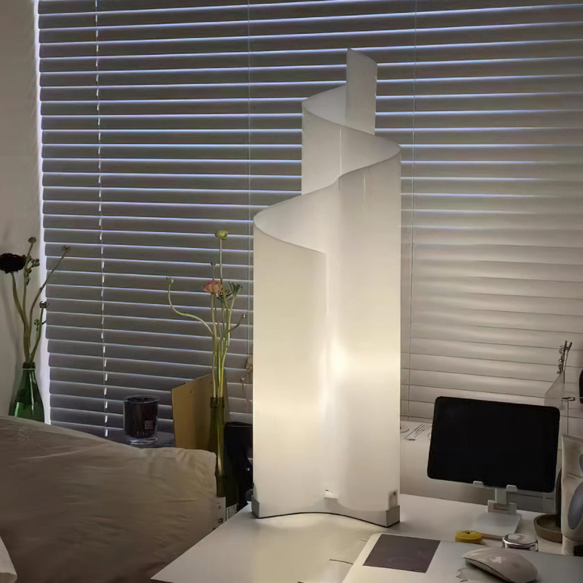 Flow Arc Mera Table Lamp