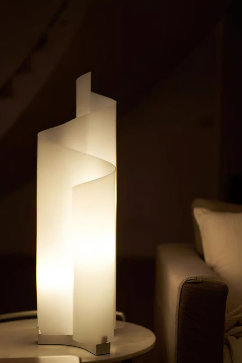 Flow Arc Mera Table Lamp