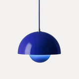 Klein Blau