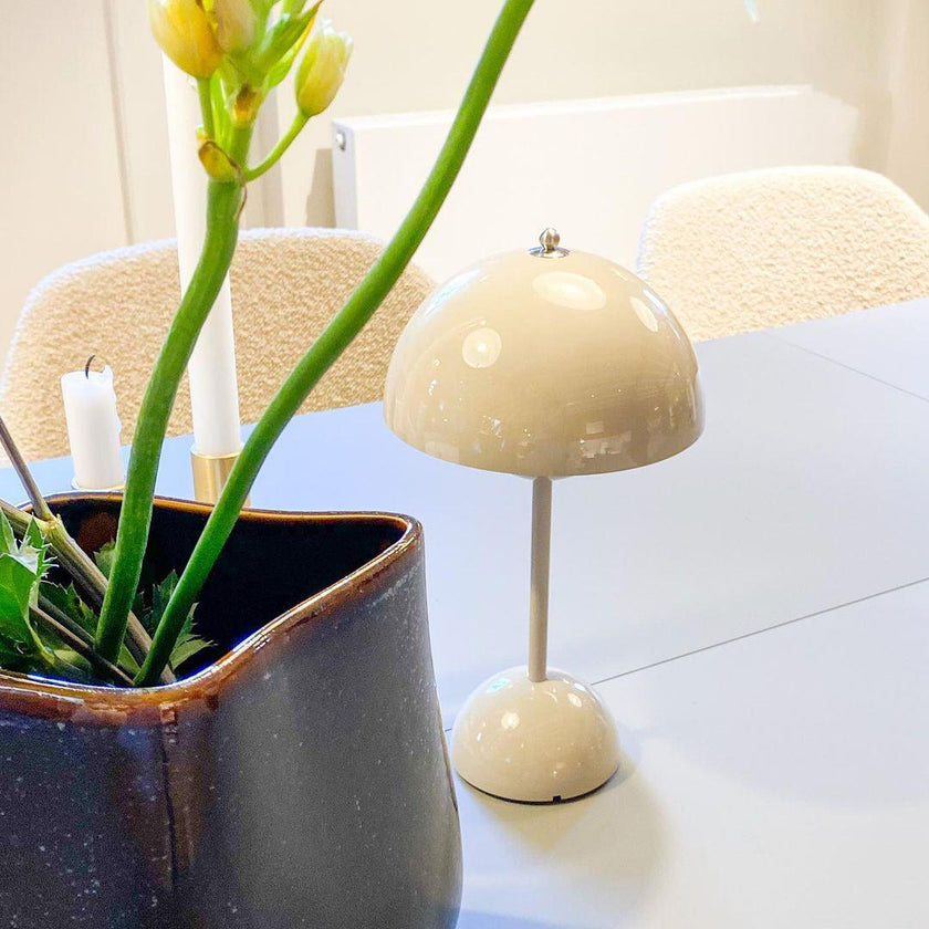 Flowerpot Portable Table Lamp