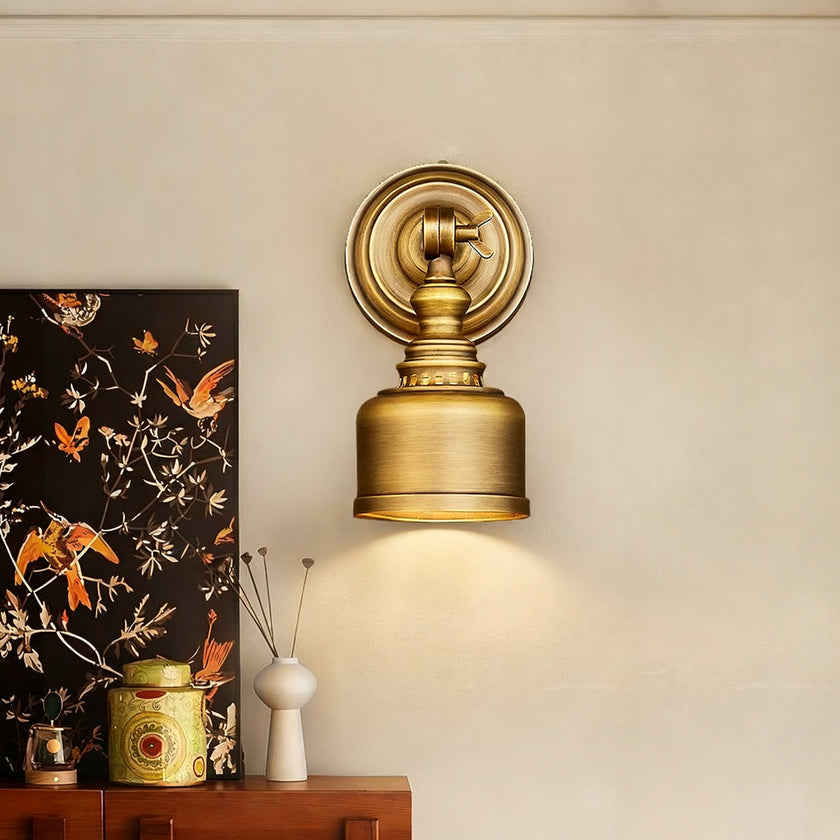 Frida Wall Light