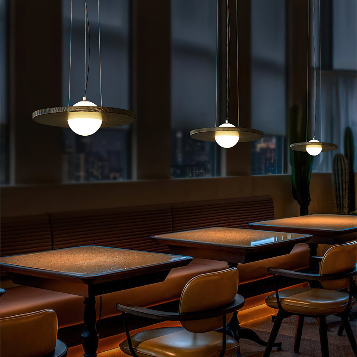 Frisbee Chandelier – detail 2