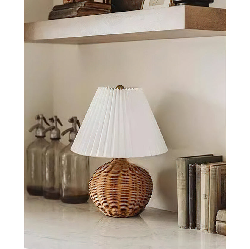 Garosa Table Lamp