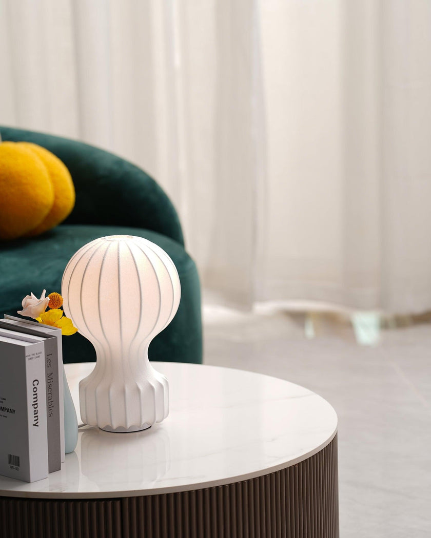 Gatto Table Lamp