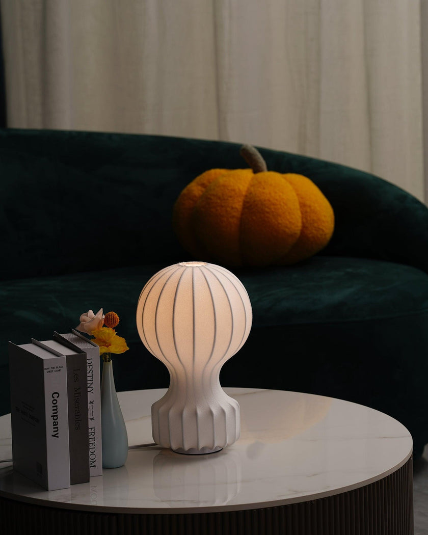 Gatto Table Lamp