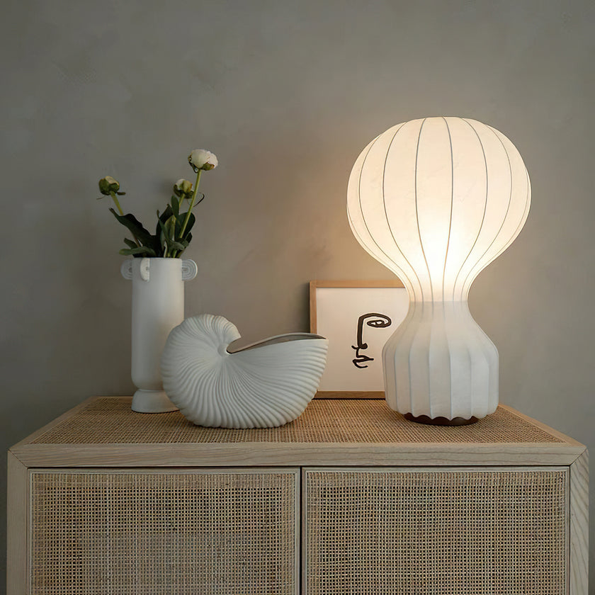 Gatto Table Lamp