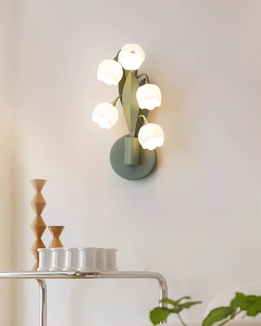 Green Lily Wall Lamp