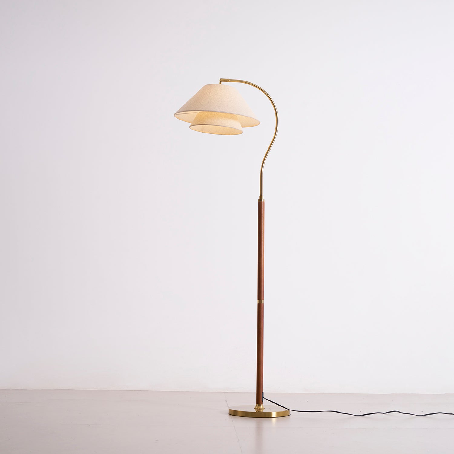 Hands Garner Floor Lamp – Mooijane