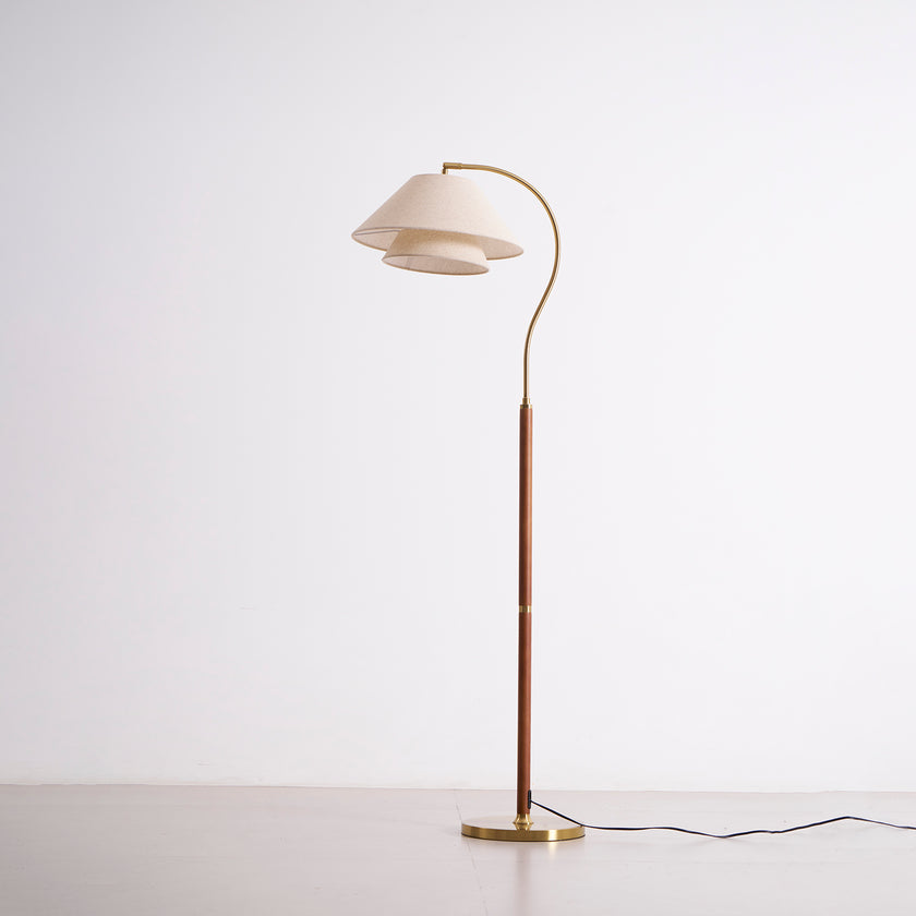 Hands Garner Floor Lamp